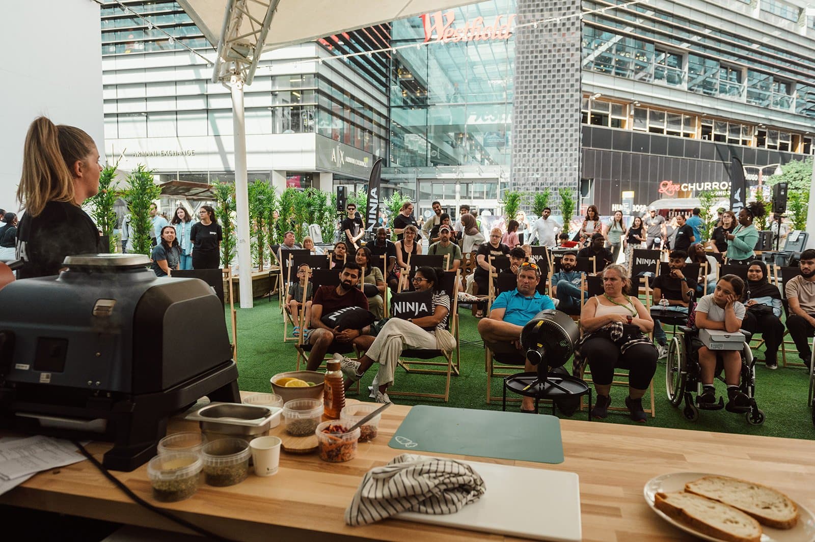 Corporate event photography by Razia Jukes — bo london 735