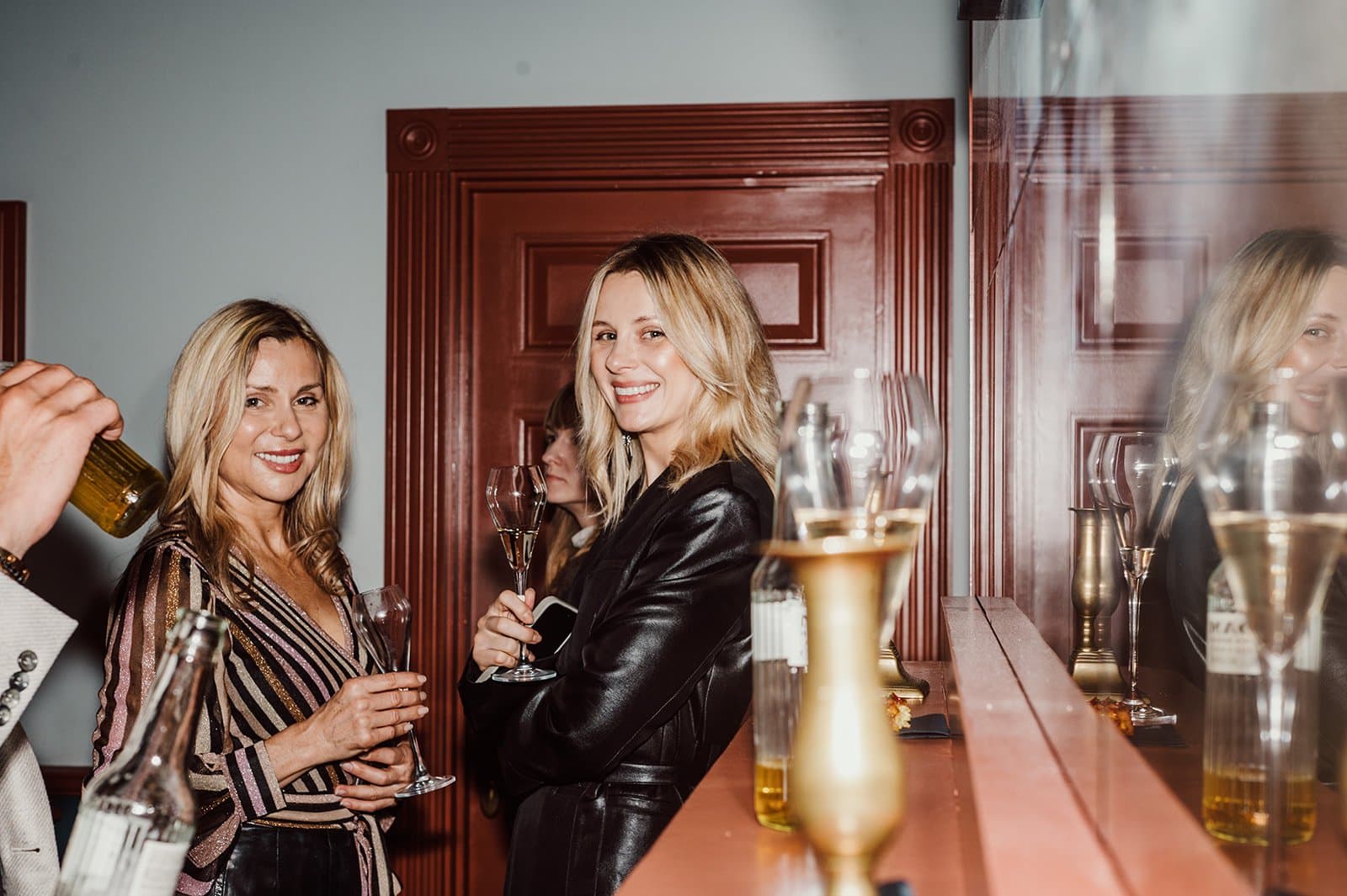 Corporate event photography by Razia Jukes — mtart home grown event 166