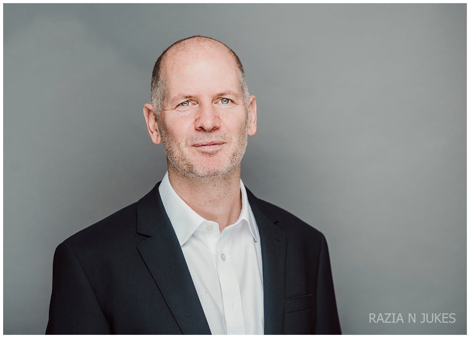 Professional headshot photography by Razia Jukes — corporate headshots 12