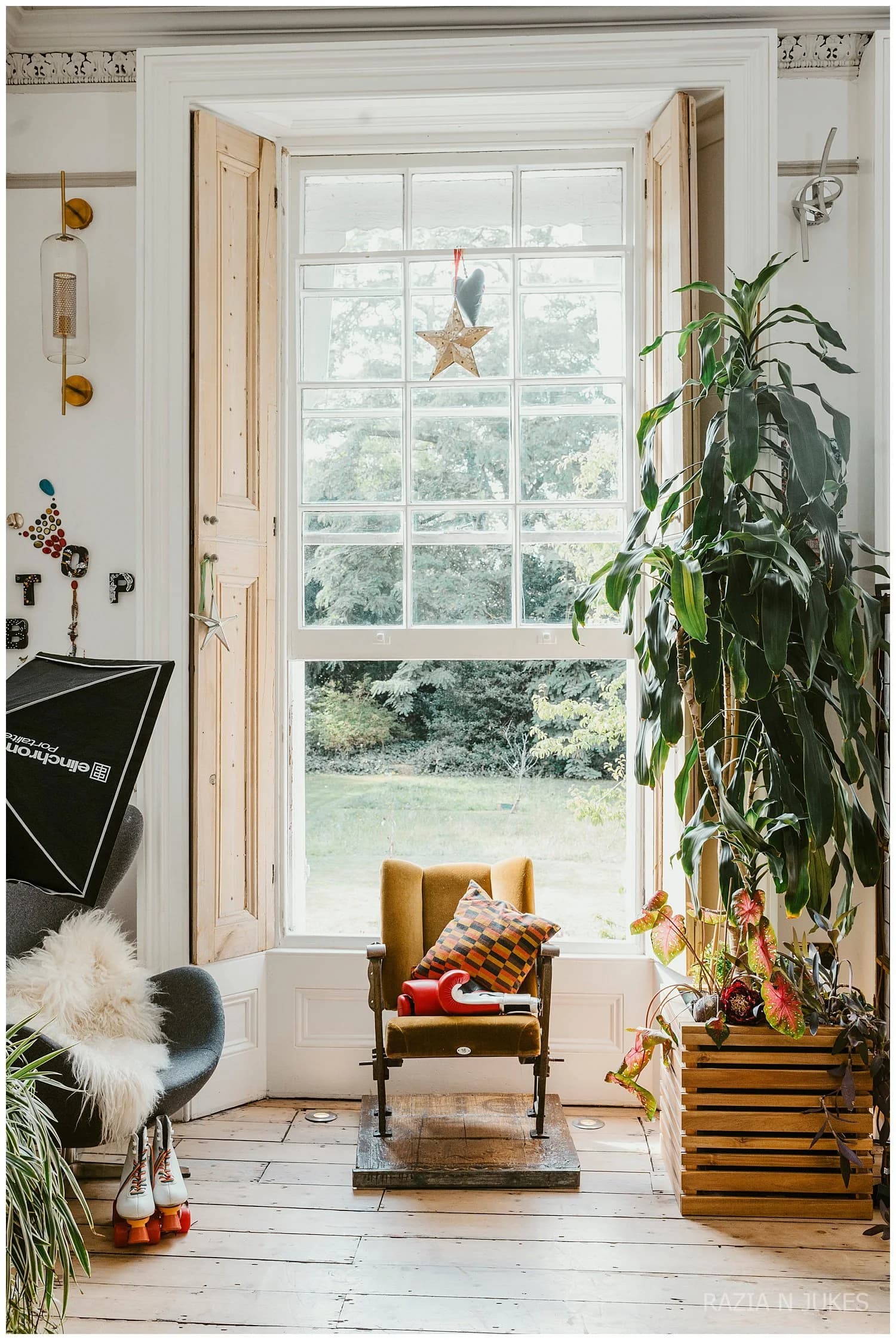 Greenwich photography studio, London — 14